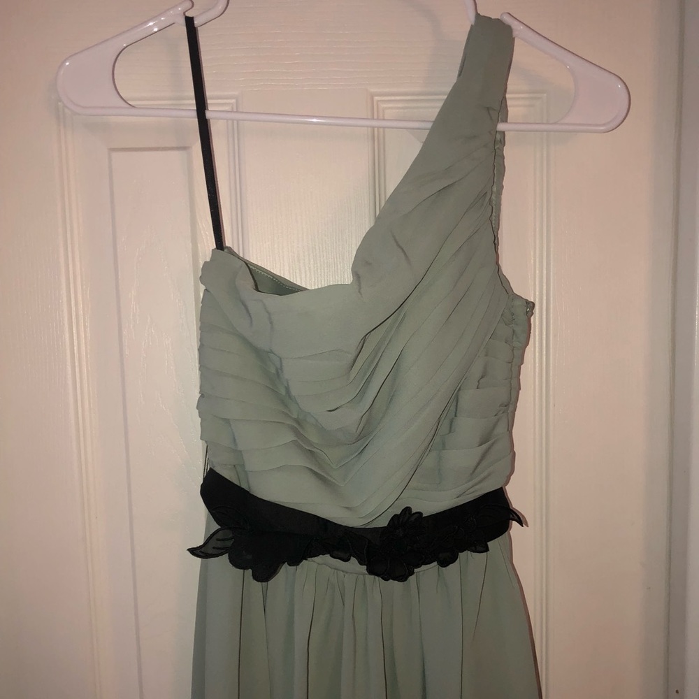 One shoulder dress